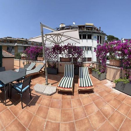 Welcome Riviera - Attico San Faustino 165 Mq Piu 110 Mq Di Terrazza- In Villa 700 ,Vista Mare Strepitosa-100 M Dalla Spiaggia-Parking Esclusivo Ραπάλο Εξωτερικό φωτογραφία